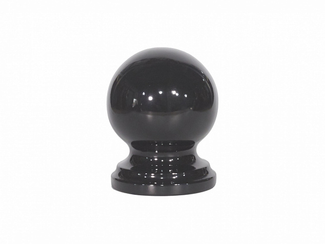 Гранитный шар на цоколь-черный